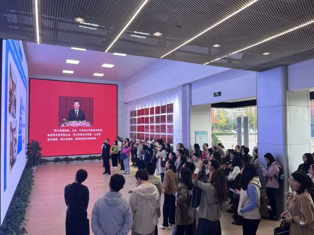 1763446857896.jpg 1763446857896.jpg